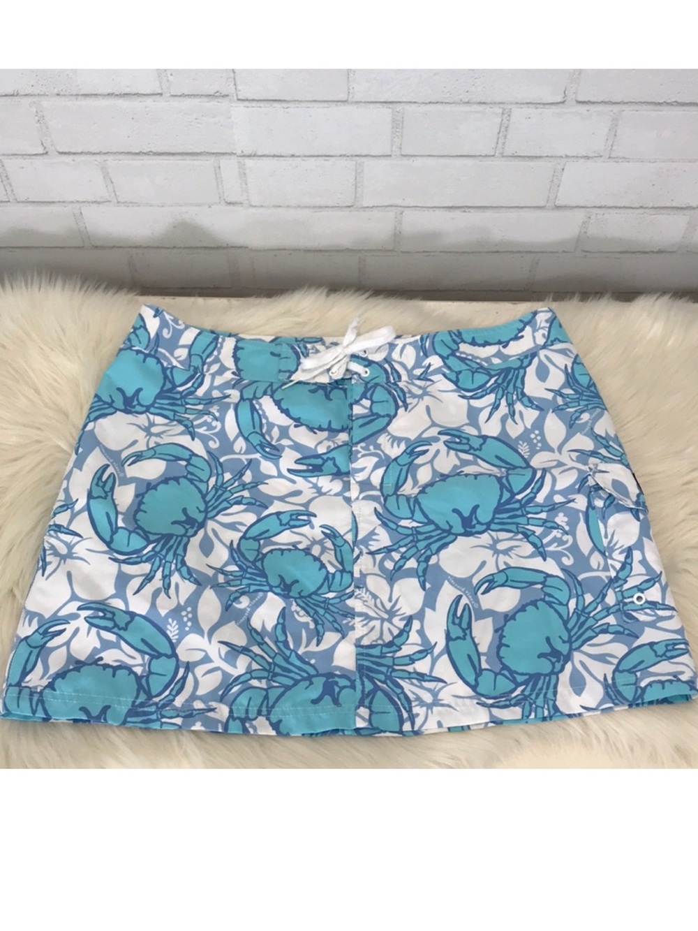 Vineyard Vines Crab Print Board Skirt